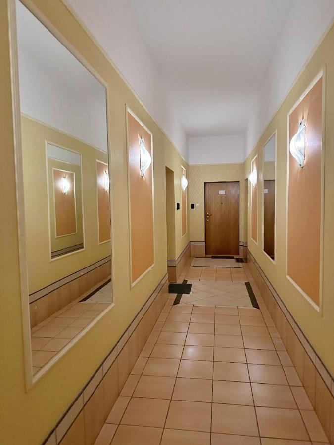 Gracja, Sopot Monte Cassino, Balkon, Parking Exterior foto